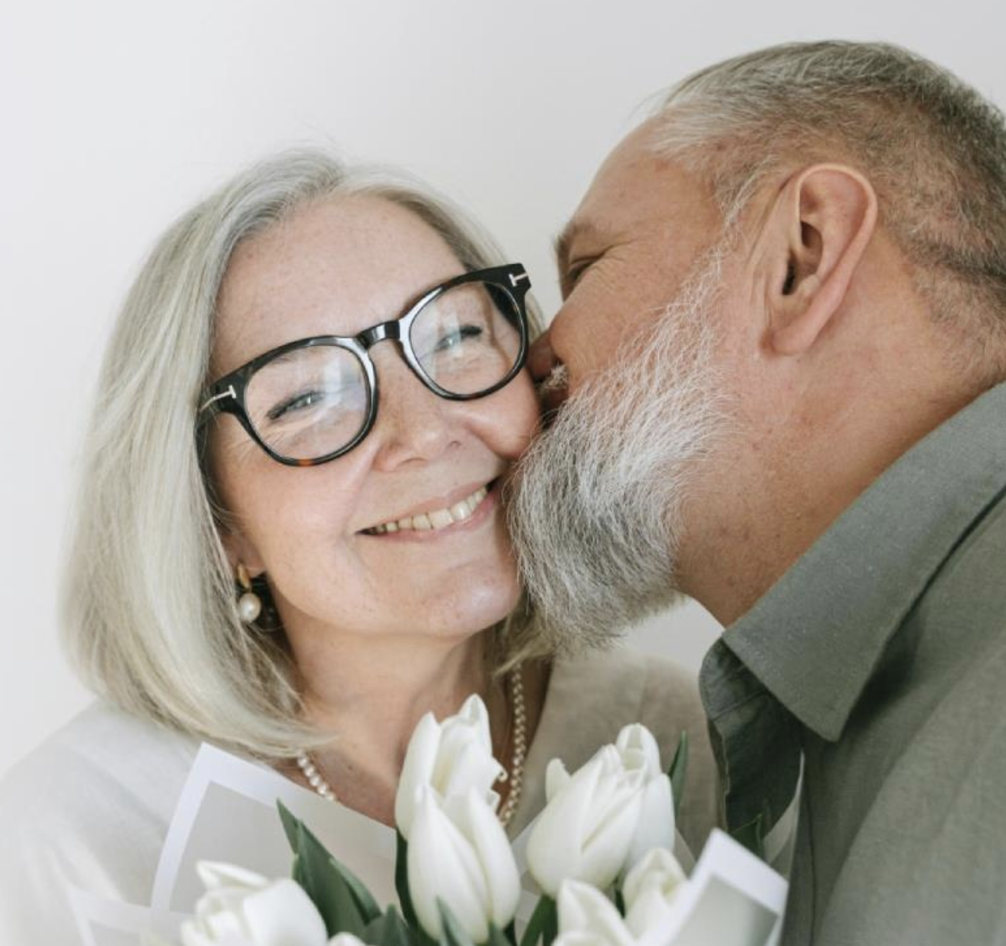 widows-connect-site-for-discreet-and-easy-online-dating